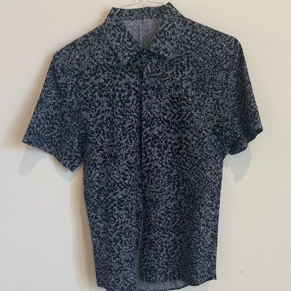 lululemon athletica Navy and White Casual Shirt - Picture 1 of 5